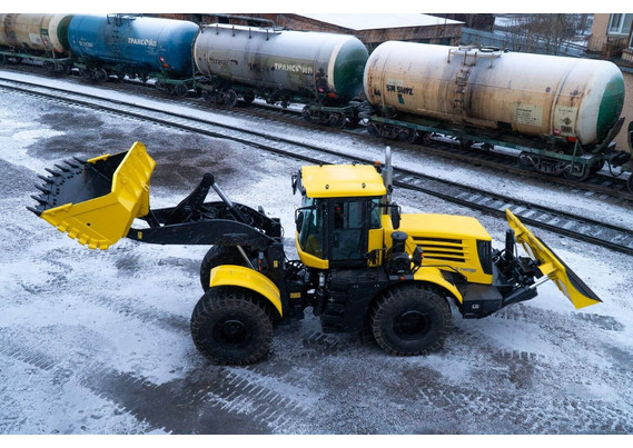 Фото-1861 КИРОВЕЦ К-708УДМ