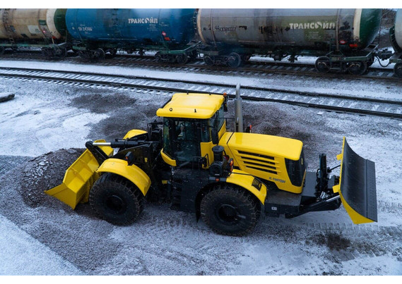 Фото-1864 КИРОВЕЦ К-708УДМ