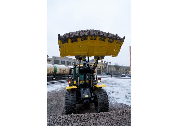 Фото-1870 КИРОВЕЦ К-708УДМ