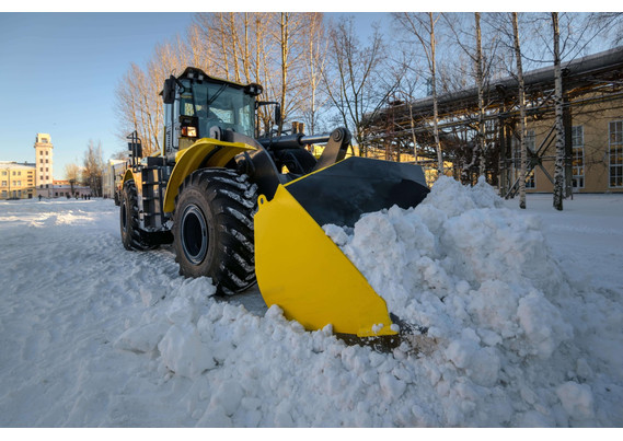 Фото-1900 КИРОВЕЦ К-708ПК7