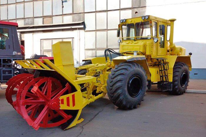 Фото-2008 КИРОВЕЦ К-703МА-ОС