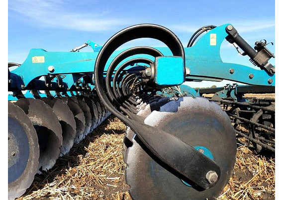 Фото-2107 Лущильник Вектор