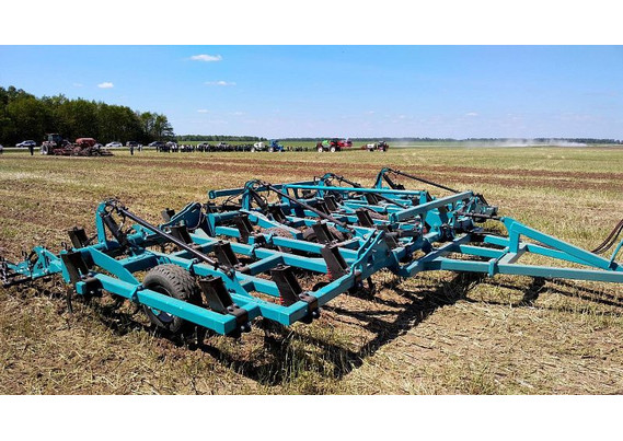 Фото-2176 Культиватор Кедр