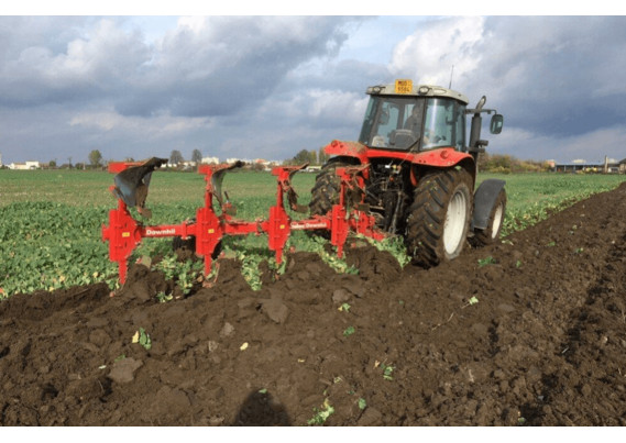 Фото-2987 Оборотный навесной плуг DOWNHIL