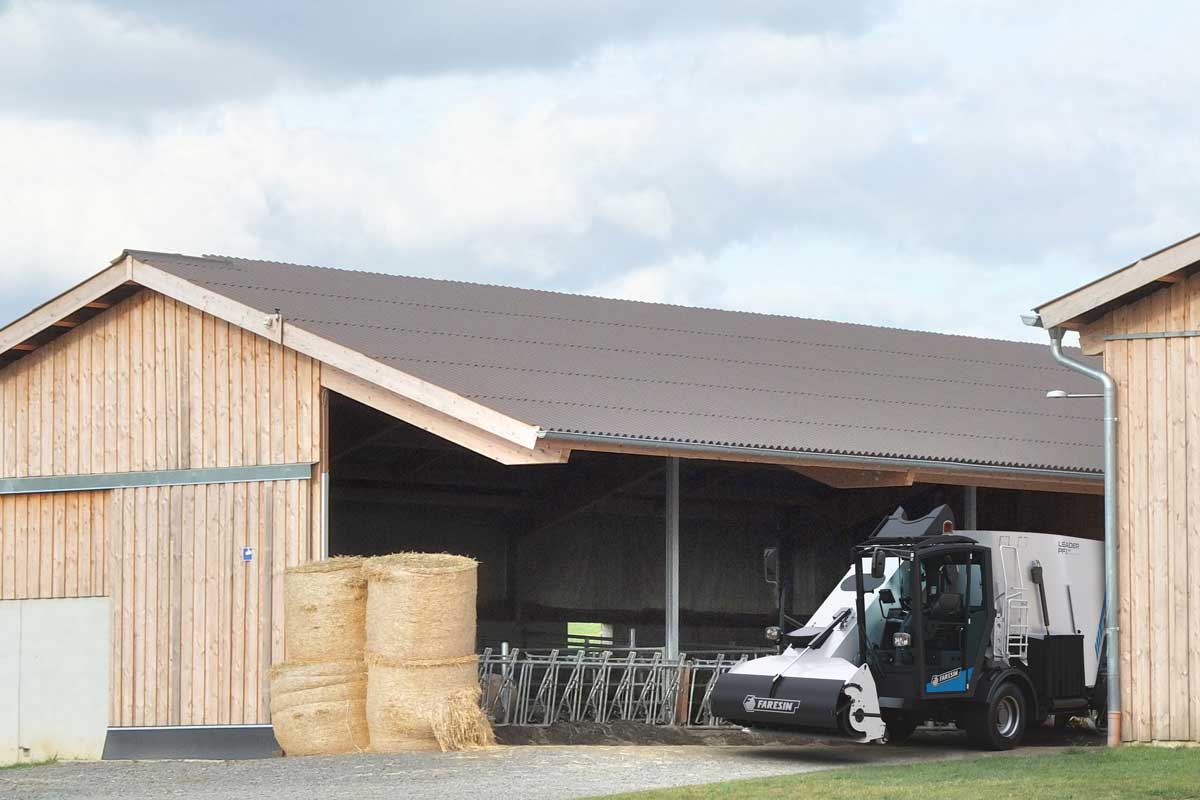 Фото-3263 Самоходные вагоны-миксеры LEADER PF FULL ELECTRIC 1 ШНЕК