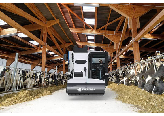 Фото-3281 Самоходные вагоны-миксеры LEADER PF FULL ELECTRIC 1 ШНЕК