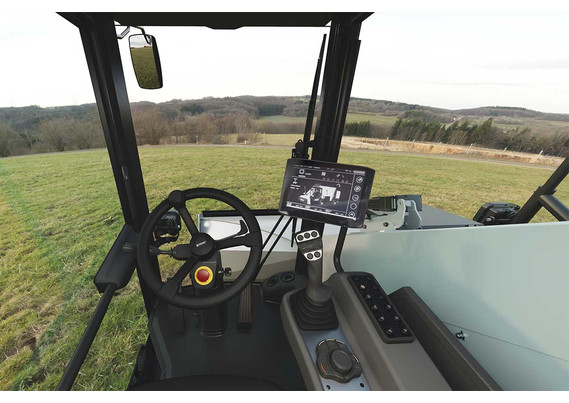 Фото-3284 Самоходные вагоны-миксеры LEADER PF FULL ELECTRIC 1 ШНЕК