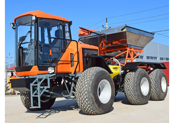 Фото-46 Разбрасыватель удобрений ТУМАН-3